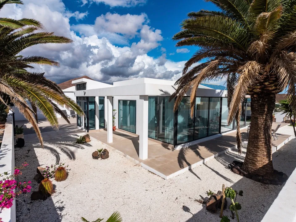 Villa i Costa Teguise, Lanzarote - foto 1